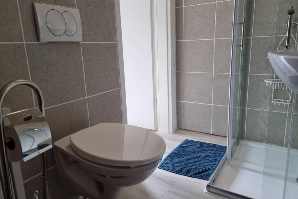Ferienwohnung/Monteurwohnung Alte Garage Ahnatal 외부 사진